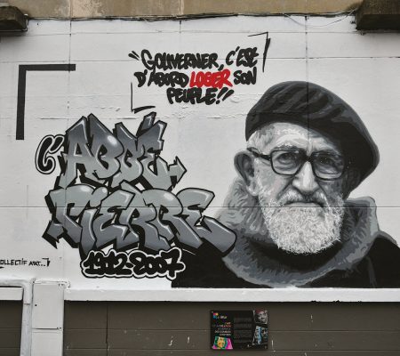 fresque abbé pierre stains 2024